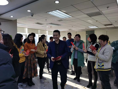 豪门国际集团发红包