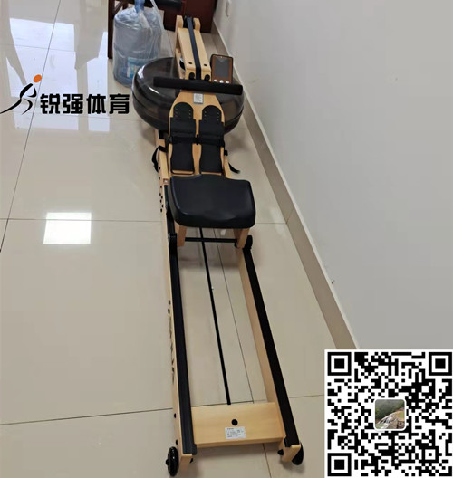 淄博某小区业主在豪门国际选购的划船机