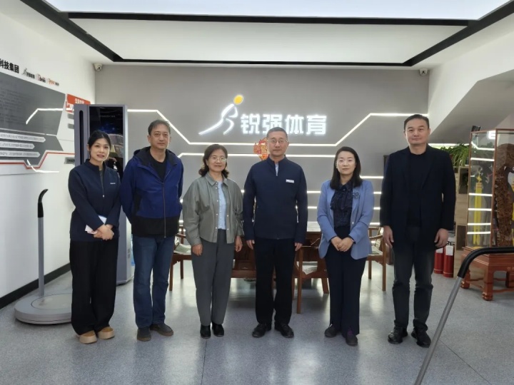 济南市市中区领导莅临豪门国际参观指导共绘全民健身新蓝图